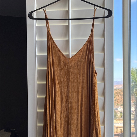 Carly Jean Los Angeles Dresses & Skirts - Carly Jean Los Angeles Stella Type Maxi Slip Dress